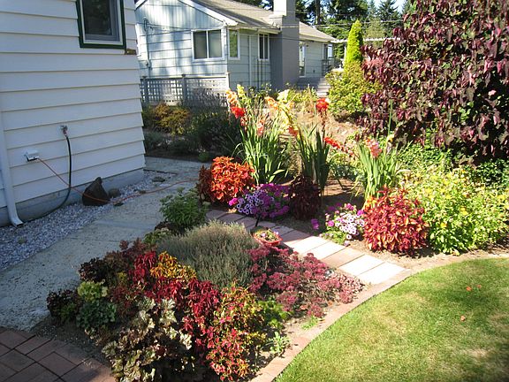 3rd image of 18615 16th Ave NE
