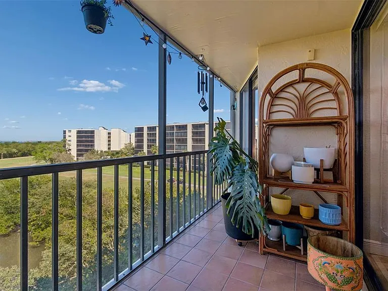 900 Cove Cay Dr #5F — Photo 44
