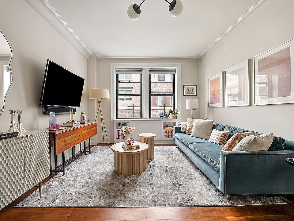 1st image of 119 W 71st St APT 6D