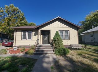 114 E Bismark Rd, Grand Island, NE 68801