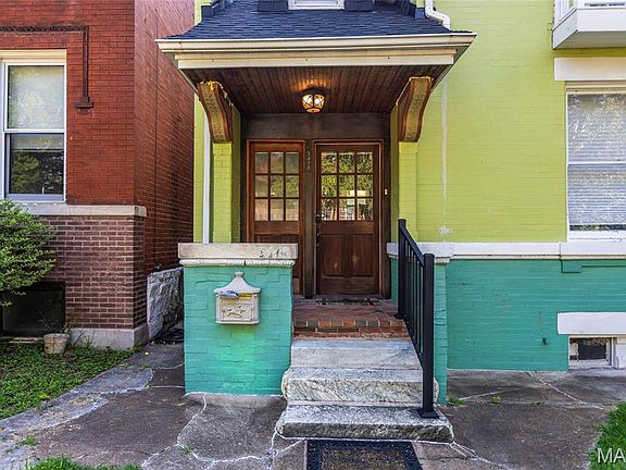 2nd image of 3418 Grace Ave
