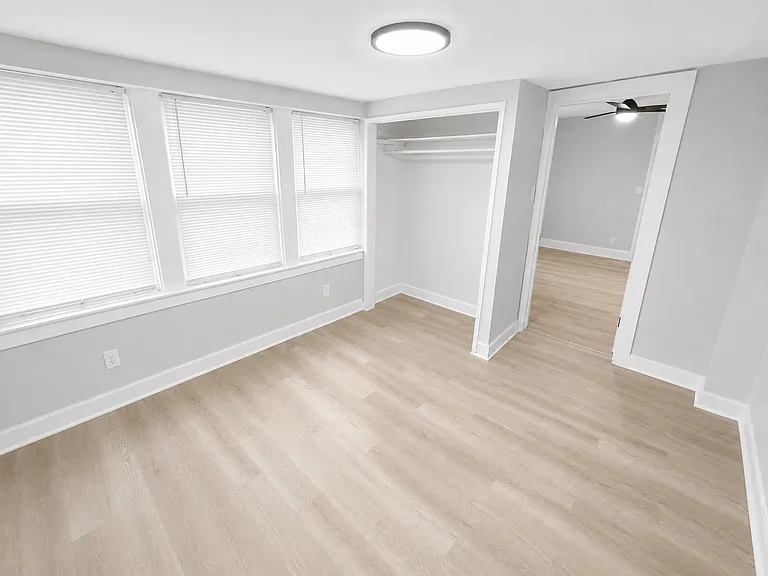815 Elmwood Ave — Photo 9