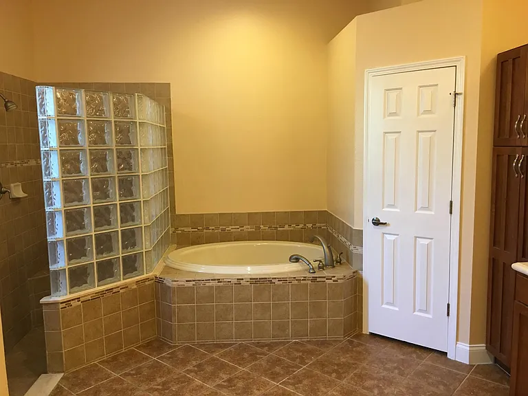 10847 Barbados Isle Dr — Photo 15