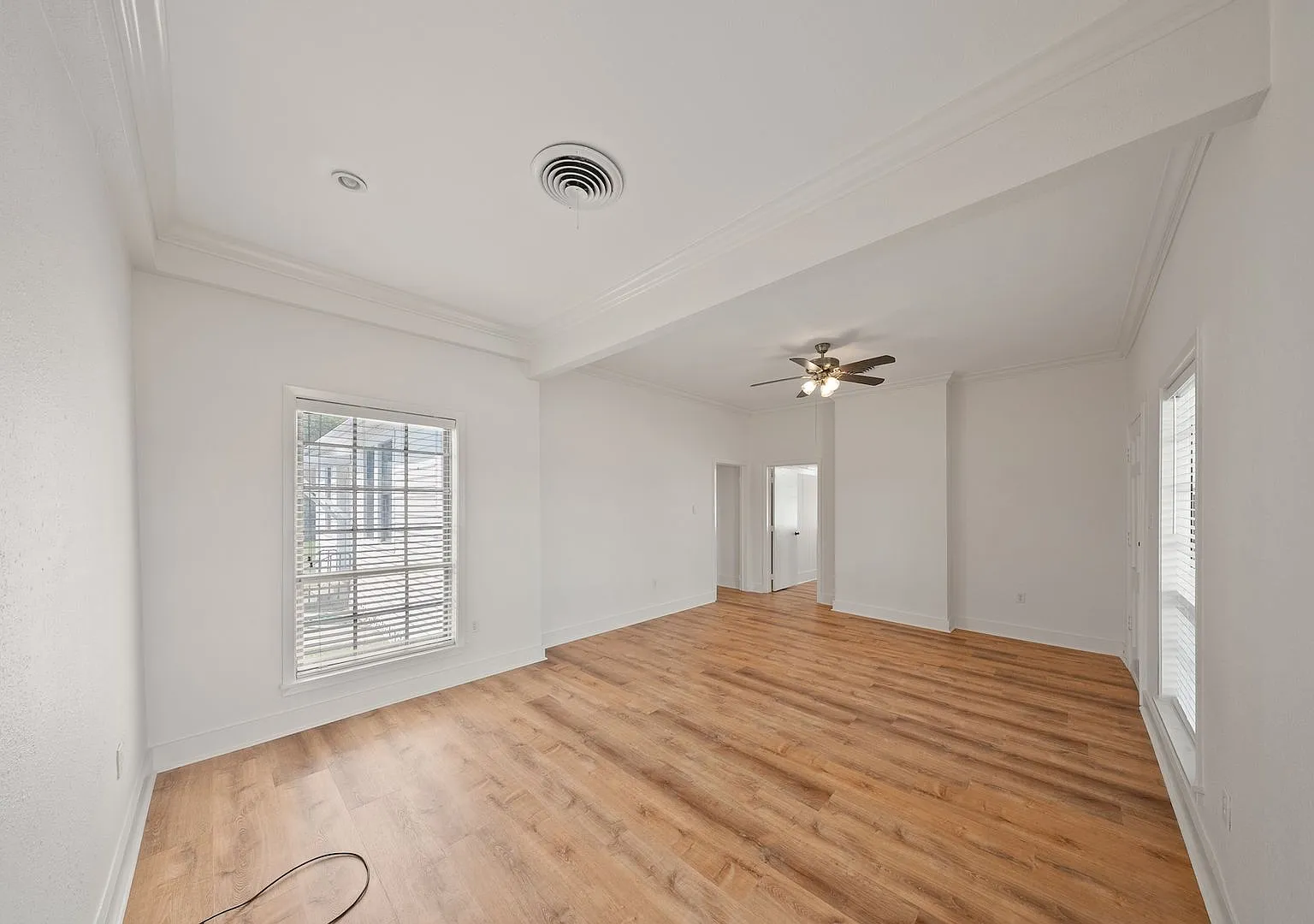 Charming 3-Bedroom Home in Historic Downtown Port Allen — Photo 2