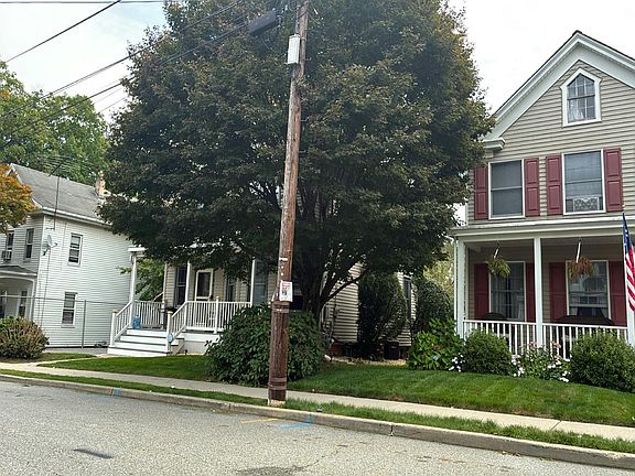 2nd image of 134 Maple Ave