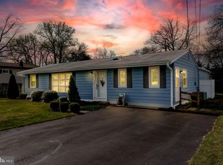 8005 Woodholme Cir, Pasadena, MD 21122