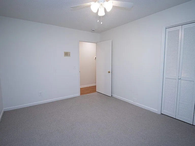 1110 Slann Dr — Photo 23