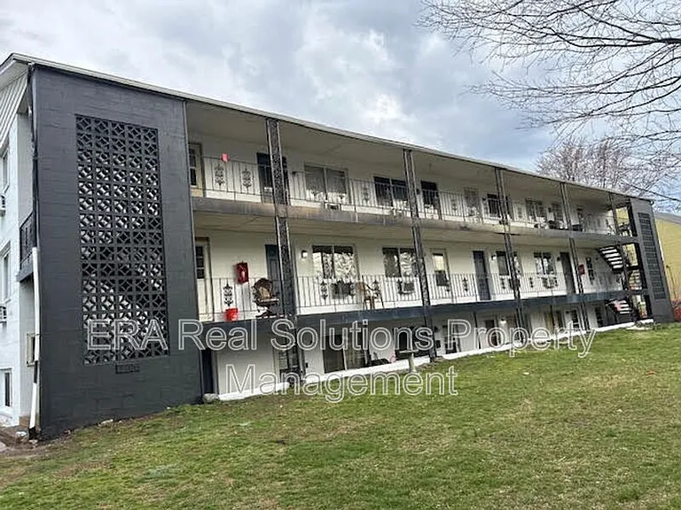 3400 Camp Chase Dr #4B — Photo 15