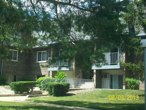 2nd image of 820 McIntosh Ct #14106
