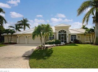 1215 SE 20th Ct, Cape Coral, FL 33990