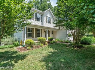 5818 Russett Leaf Ct, Woodbridge, VA 22193