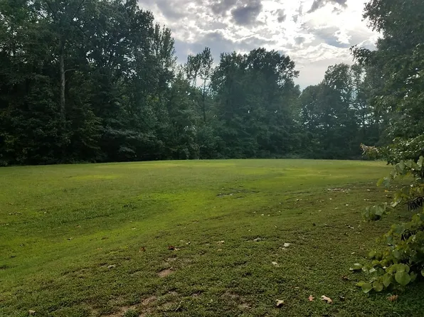 2707 Covington Pike, Memphis, TN 38128