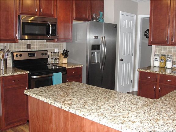4th image of 9613 Gooden Dr