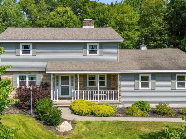 40 Sue Lane, Hudson Falls, NY 12839