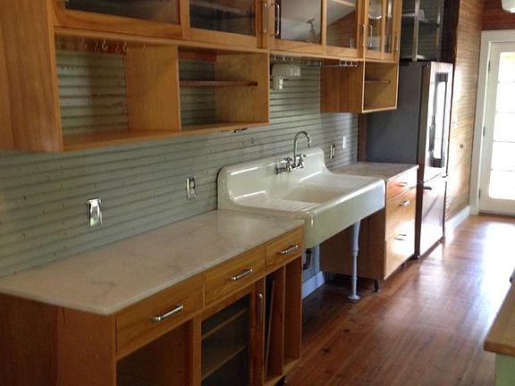 Kitchen, marble countertops, farm sink