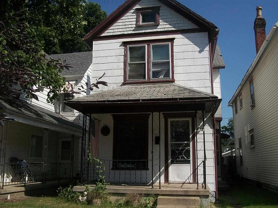 1st image of 410 Pearl St