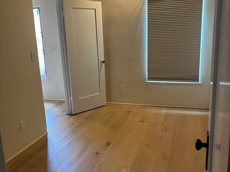 343 Aster St #4 — Photo 9