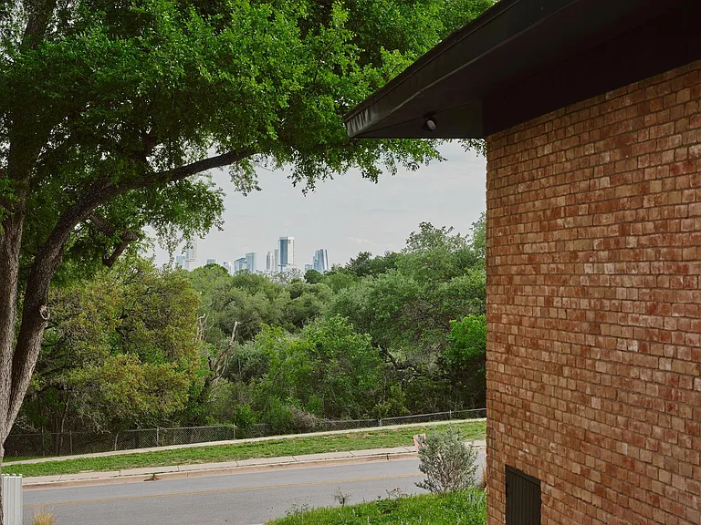 Balcones Dr — Photo 9