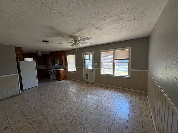 3rd image of 3813 Lenwood Dr