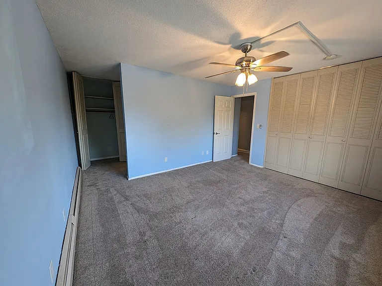 10301 Cedar Lake Rd #319 — Photo 6