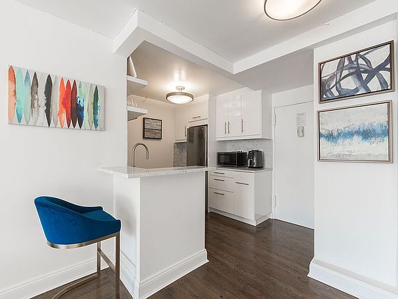 5th image of 440 E 79th St APT 11I