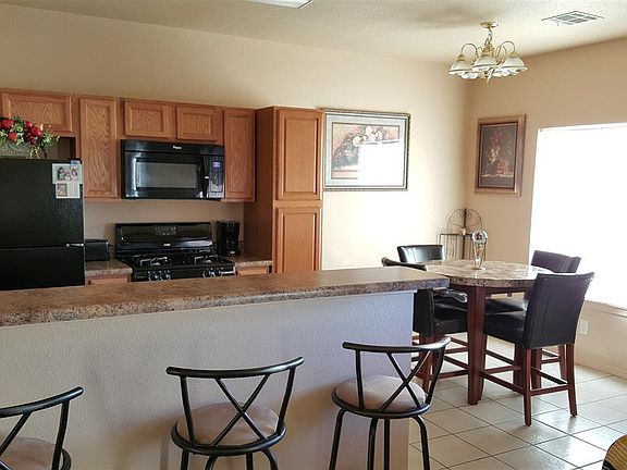 3rd image of 4208 Great Sandy Dr
