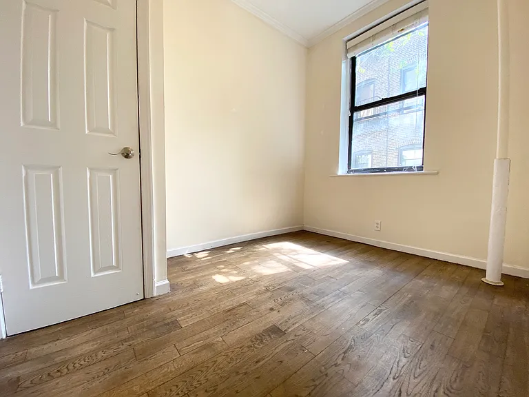 218 W 16th St #4B — Photo 5