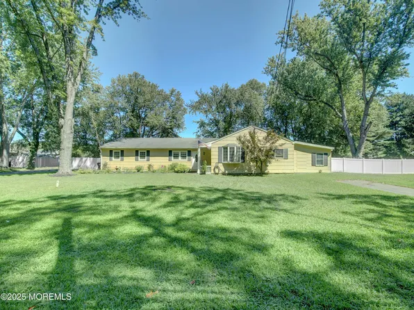 216 Paint Island Spring Road, Millstone, NJ 08510