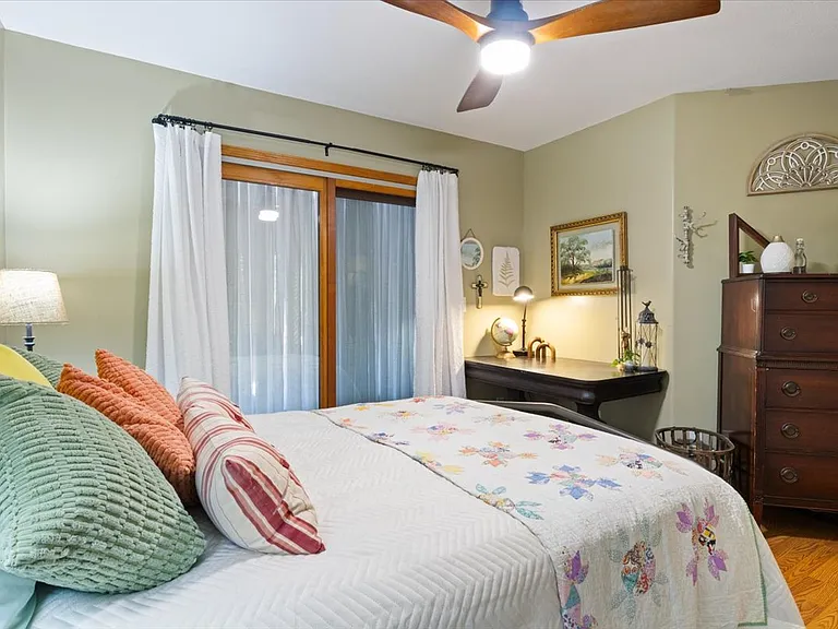 141 Rocksalot Dr — Photo 10