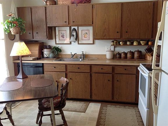 5th image of 3224 Alpine Dr #48