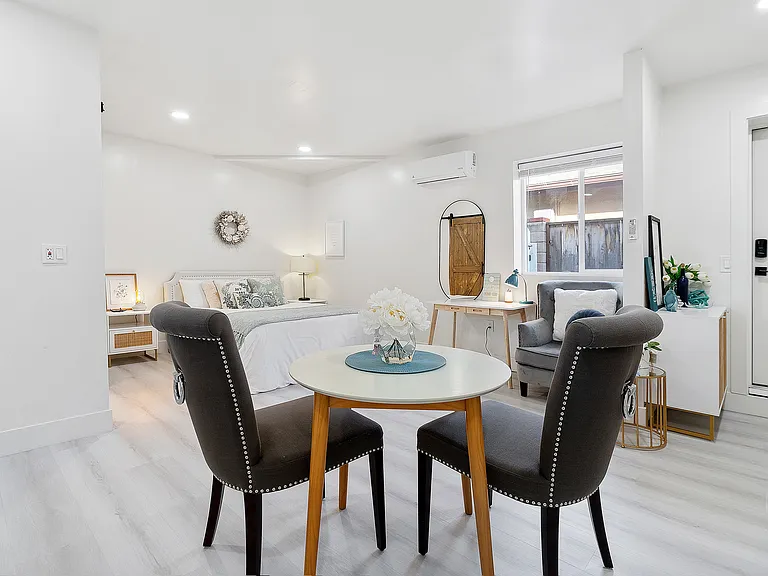 11470 Surco Dr — Photo 23