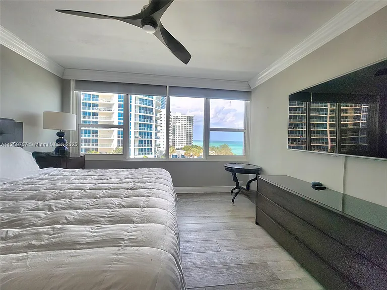 3505 S Ocean Dr #612 — Photo 14