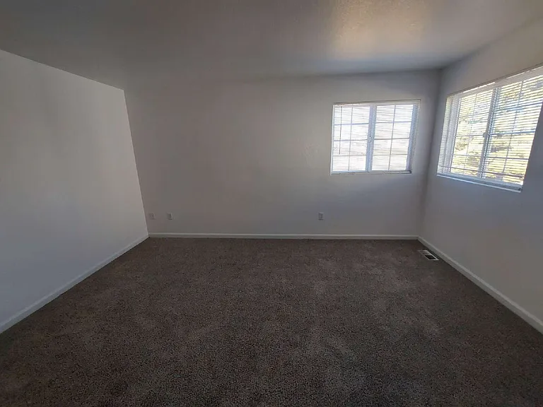 2631 S Danube Way — Photo 10