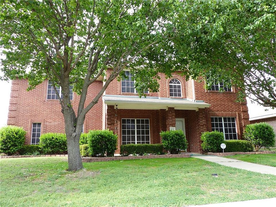 1st image of 1521 Summerfield Dr
