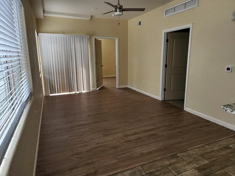 430 W Pikes Peak Ave #103 — Photo 9