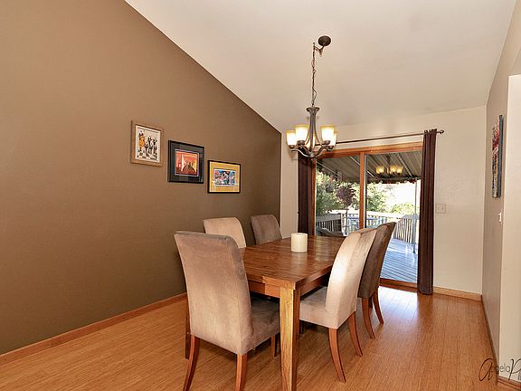 5th image of 8 Coral Reef Ct