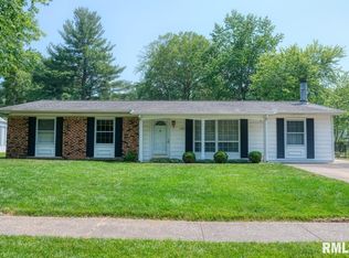 1709 W Freeman St, Carbondale, IL 62901