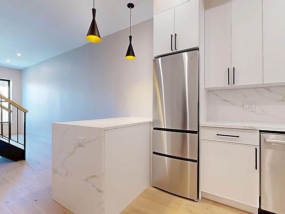 2nd image of 238 5th Ave APT 4L
