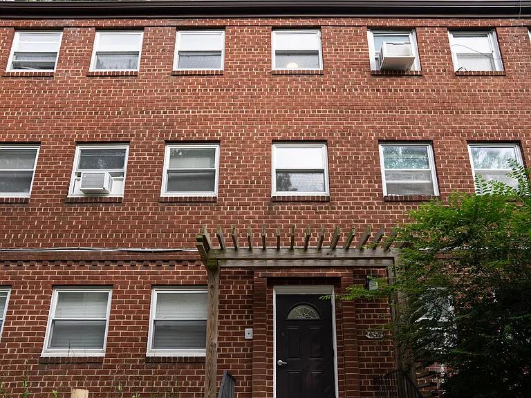 4593 Macarthur Blvd NW #3 — Photo 14