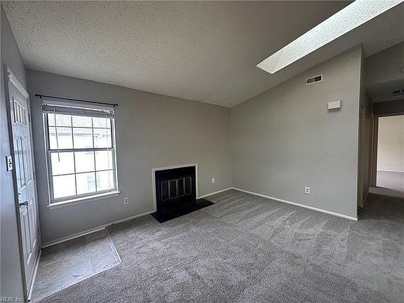 3rd image of 4223 Thalia Station Cir