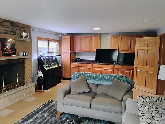 904 S Edward St — Photo 17