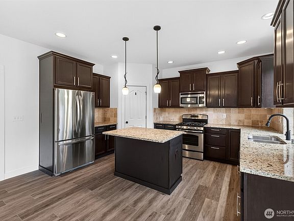 3rd image of 18209 5th Avenue Ct E