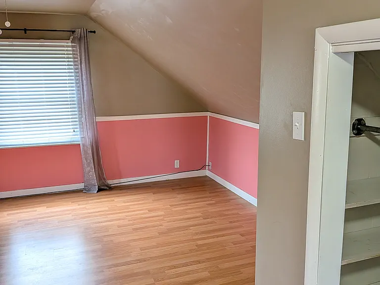 1436 Curtis Ave — Photo 19