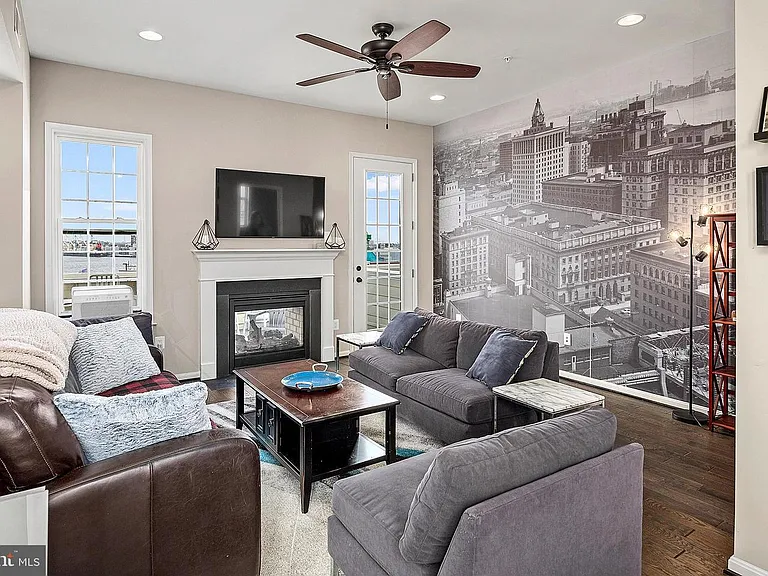 1310 Jackson St #1 — Photo 29