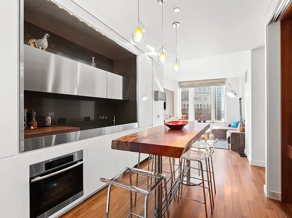 15 William St APT 31C, New York, NY 10005