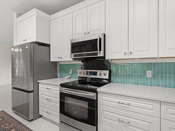 5th image of 8353 Steamline Cir