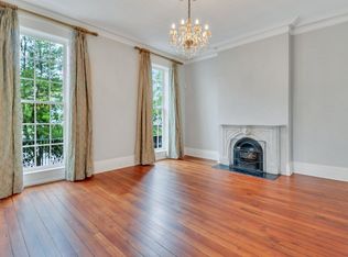 25 W Perry St, Savannah, GA 31401