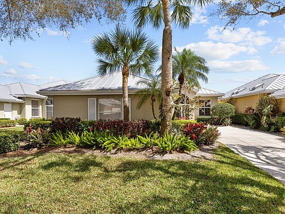 4th image of 2856 SW Brighton Way