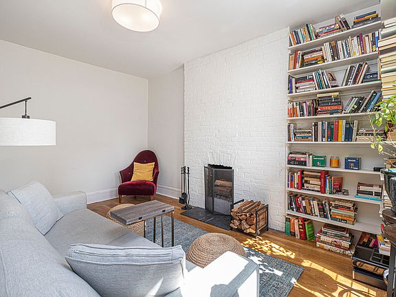 3rd image of 205 E 124th St APT 5B