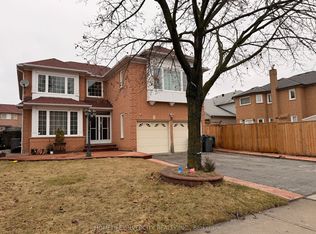 5 Blue Oak Ave, Brampton, ON L6R1C1